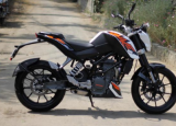宝马M1000RR摩托车的售价为420万卢比