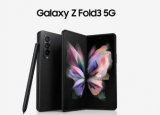 高管展示三星GalaxyZFold35G智能手机优势